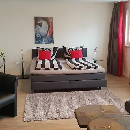 Goldenes Kreuz מלון 3*